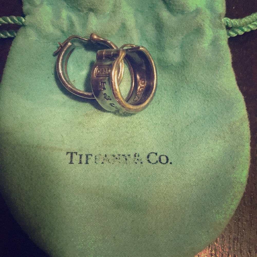 Small round Tiffany’s earrings